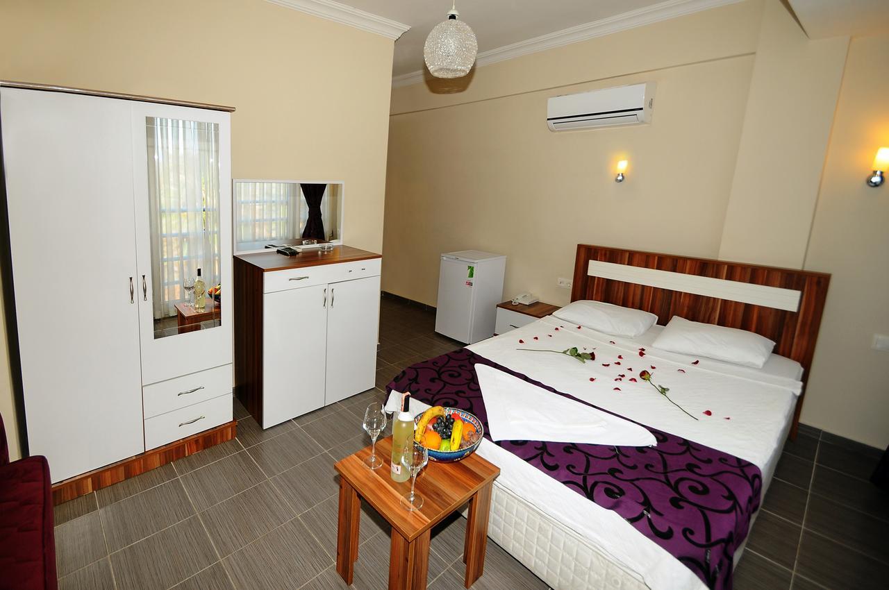 Hotel Feryil Li̇Man Fethiye Esterno foto